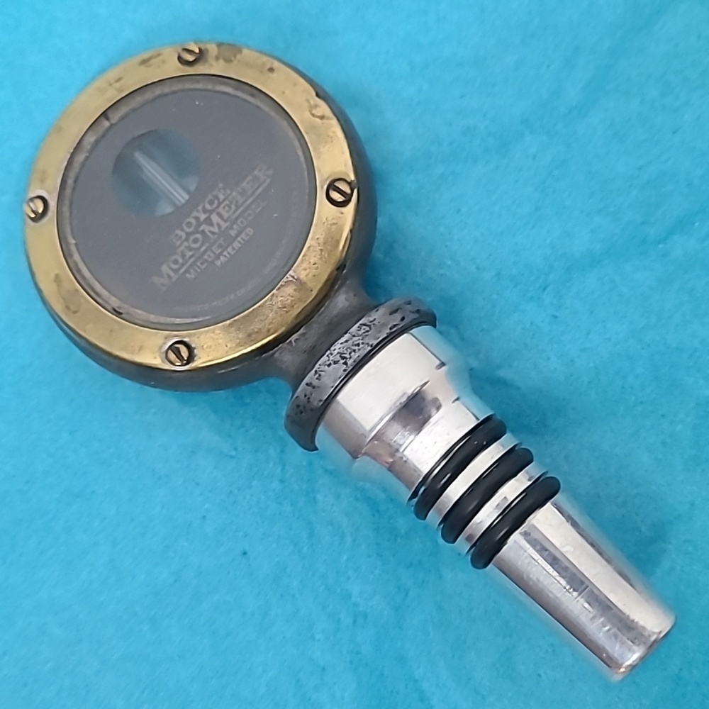 VINTAGE ANTIQUE BOYCE MOTO METER MIDGET MODEL RADIATOR GAUGE WINE STOPPER